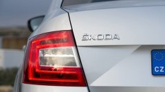 Autoverkopen gedaald; leasetoppers dominant