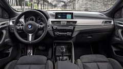 BMW heeft nog een gaatje gevonden tussen de X1 en X3 en plaatst daar de nieuwe X2 met een coupeachtige daklijn.