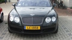 Auto�s van de straat