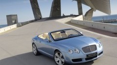 Bentley Continental GTC � De familie is compleet