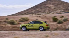 Bentley Bentayga Pikes Peak op