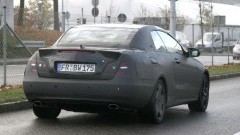 Mercedes-Benz CLK als E-Klasse Coupe onderweg