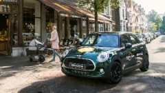 Drie Dwaze Dagen in Bijenkorf met MINI private lease