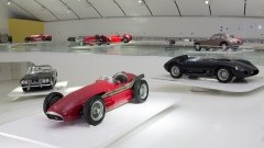 Een eeuw Maserati in Enzo Ferrari Museum