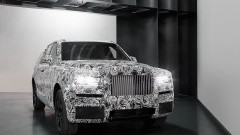 Eerste beelden Rolls-Royce SUV