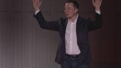 Eerste exemplaren Tesla Model 3 afgeleverd