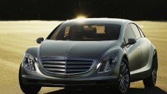 Mercedes toont toekomstblik op limousine � de F700