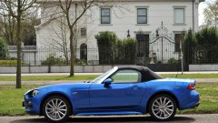 Fiat 124 Spider doet oude tijden herleven