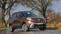 Fiat 500L Cross oogt een beetje stoerder