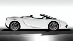 Lamborghini Gallardo LP560-4 Spyder mag buiten spelen