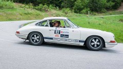 Girl Power aan de start van de Tulpenrallye 2016