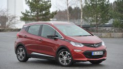 Groei elektrische auto's zet gestaag door
