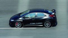 Honda Civic Type R raast over Tochigi