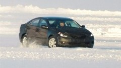 Oog in oog met vierdeurscoup van Hyundai