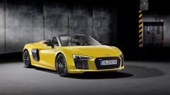 In de rij voor de Audi R8 Spyder
