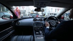 Jaguar Land Rover bezig met transparante dakstijlen