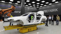 Kakelverse motoren voor nieuwe Mercedes E-Klasse