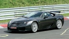 Lexus LF-A op zoek naar het productiestadium