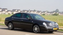 Lancia Thesis blijft excentriekeling