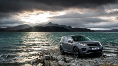 Land Rover sleutelt aan motoren