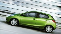 Mazda2 officieel