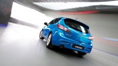 Nieuwe Mazda3 met start-stopsysteem