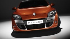 Nog een Megane - de Coup en ultrasportieve Trophy (video!)