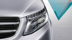 Mercedes onder de busjes laat zich een beetje zien