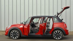 Mini vijfdeurs ng handiger voor de boodschappen