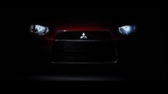 Mysterieuze Mitsubishi in Parijs
