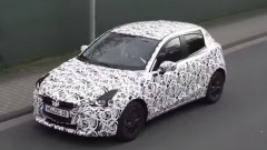 Nieuwe Mazda2 draait warm voor Parijs (update)