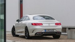 Nieuwe Mercedes-Benz S 63 AMG Coup met achter- of vierwielaandrijving