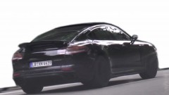 Nieuwe Porsche Panamera onderweg