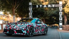 Nieuwe Toyota Supra maakt opwachting in camouflagekledij