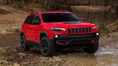 Nieuwe benzinemotor maakt Jeep Cherokee bereikbaar