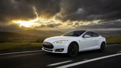 Op afstand parkeren met Tesla Model S en Model X