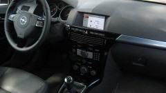 Opel Astra TwinTop 1.8 Temptation reislustig en bij de tijd