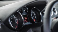 Peugeot RCZ gaat met pensioen. Voordat het einde van de verkoop in zicht komt is de sportcoup� er alleen nog als RCZ GT-Line of RCZ R.