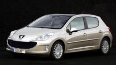 Geloof het of niet, maar onder al dat plastic en al die vuilniszakken zit de opvolger verscholen van de Peugeot 307. Inderdaad, de 308 komt eerder dan gepland stond.