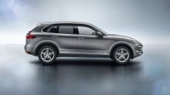 Porsche Cayenne Platinum Edition met vele extra's