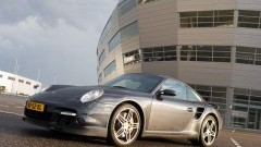 Laagvliegen in de Porsche 911 Turbo