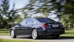 Prijskaartjes voor Mercedes S300 Hybrid, S600 en S65 AMG
