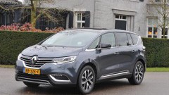 Renault Espace ademt meer lucht