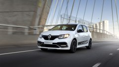 Renault Sandero RS 2.0 aan de bak