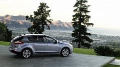 Komst Renault Megane nabij