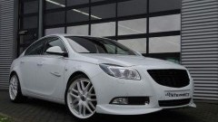 Contrastrijke Opel Insignia van Steinmetz
