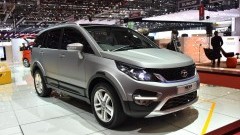 Tataa: Tata onthult Hexa en Bolt Sport in Genve