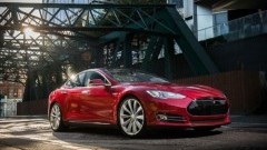 Tesla Model S met lange wielbasis