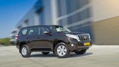 Toyota rust Land Cruiser rijker uit