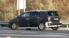 Toyota Verso onderweg